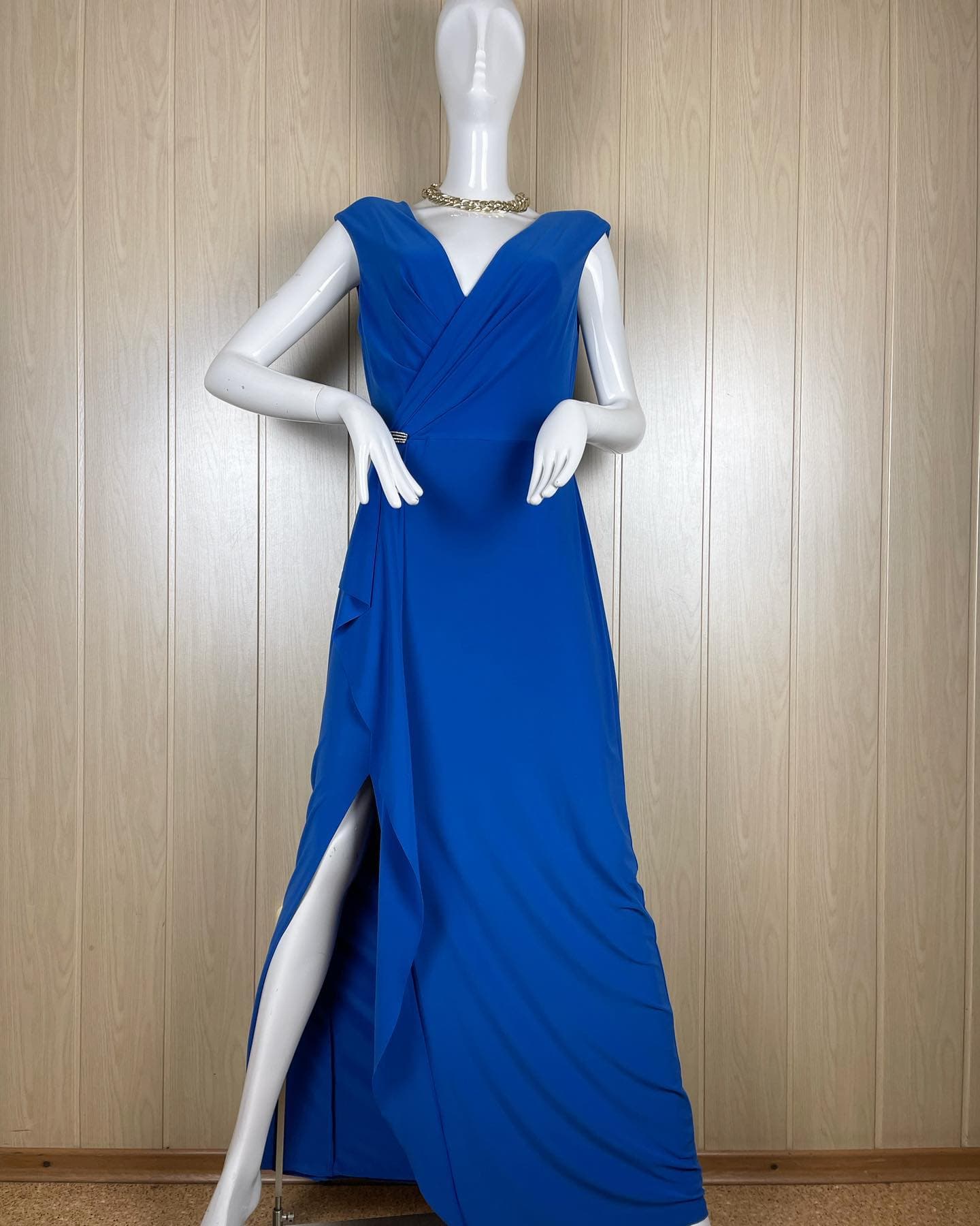 Великолепное платье RALPH LAUREN 💙